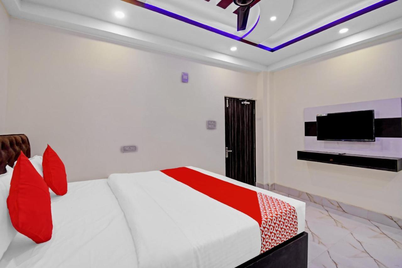 Oyo 86602 Hotel Dream Palace Kolkata Exterior photo